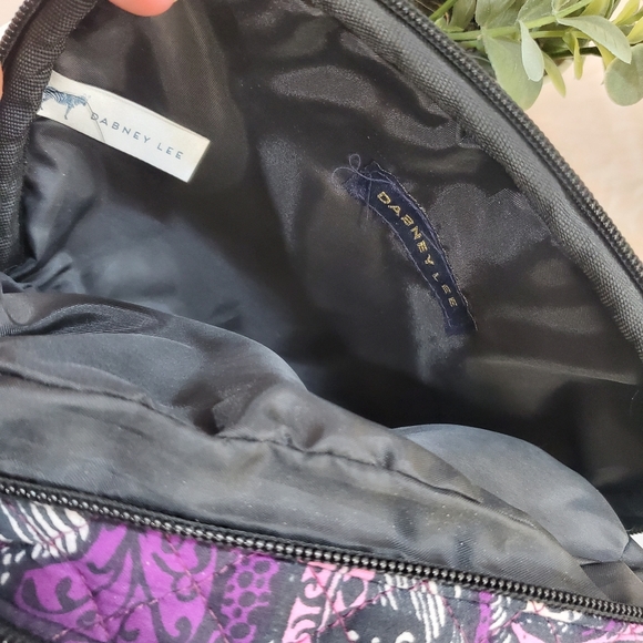 Dabney Lee Makeup Case & The Lyfestyle Co. Temple Rub Calming EssOil. Bundle - Picture 5 of 12